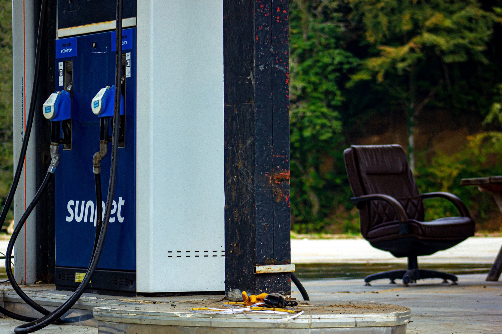Industrial fuel imagery as a reference for diesel terpene character